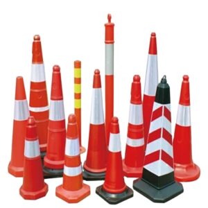 Postes conos y cintas de señalización